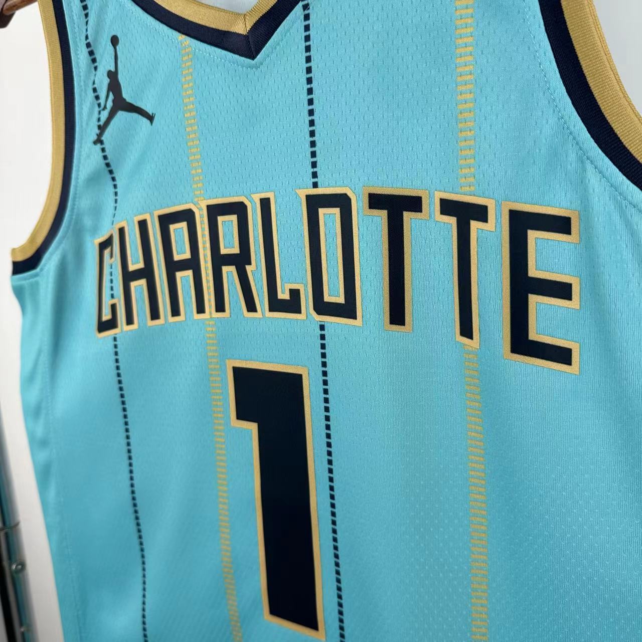 Charlotte Hornets – 2025 | Ball |