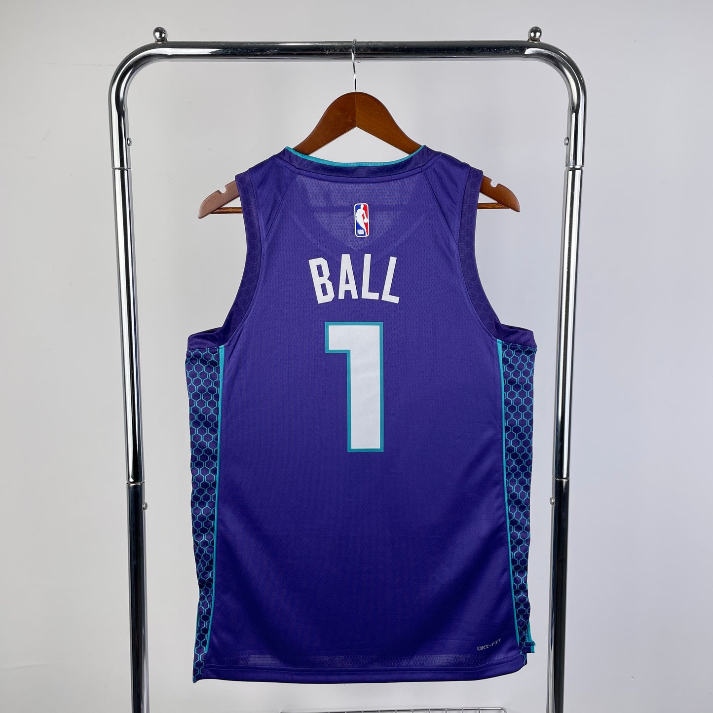 Charlotte Hornets – 2023 | Ball |