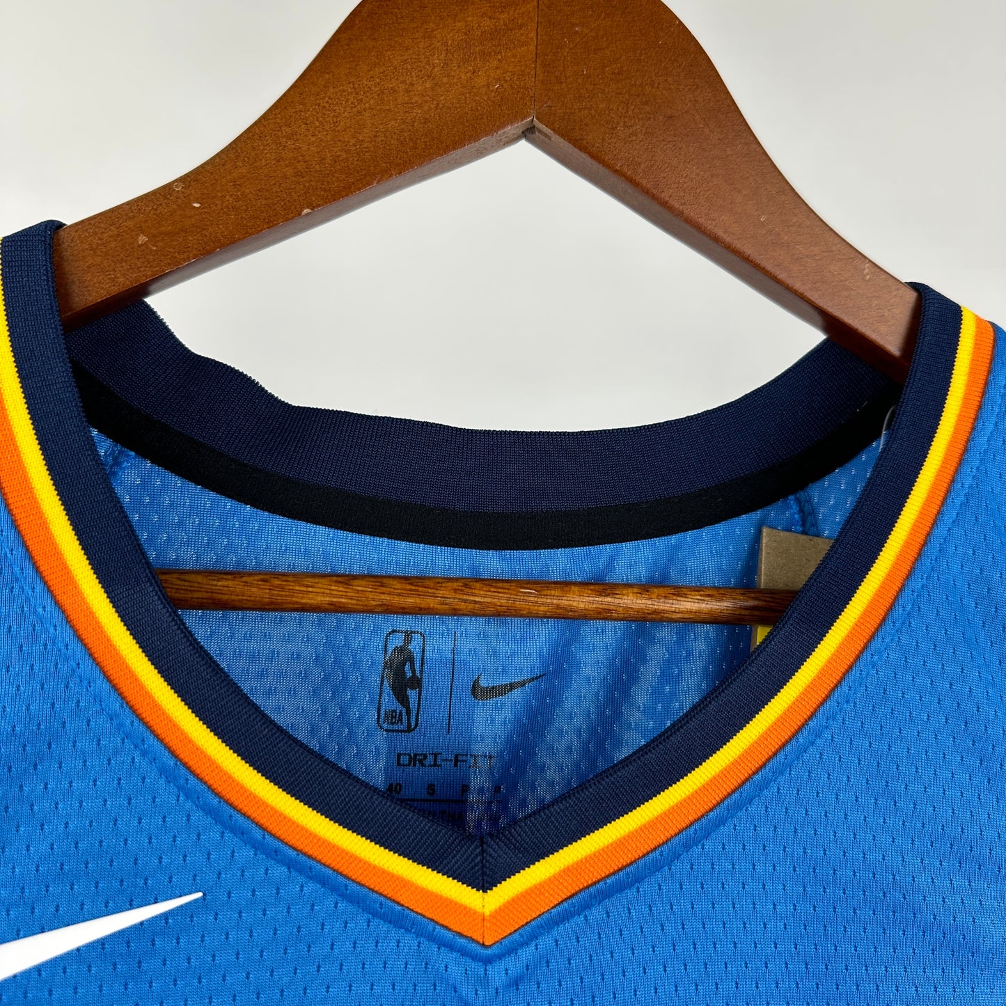 Oklahoma City Thunder Uniform – 2023-2024 | Shai Gilgeous-Alexander |