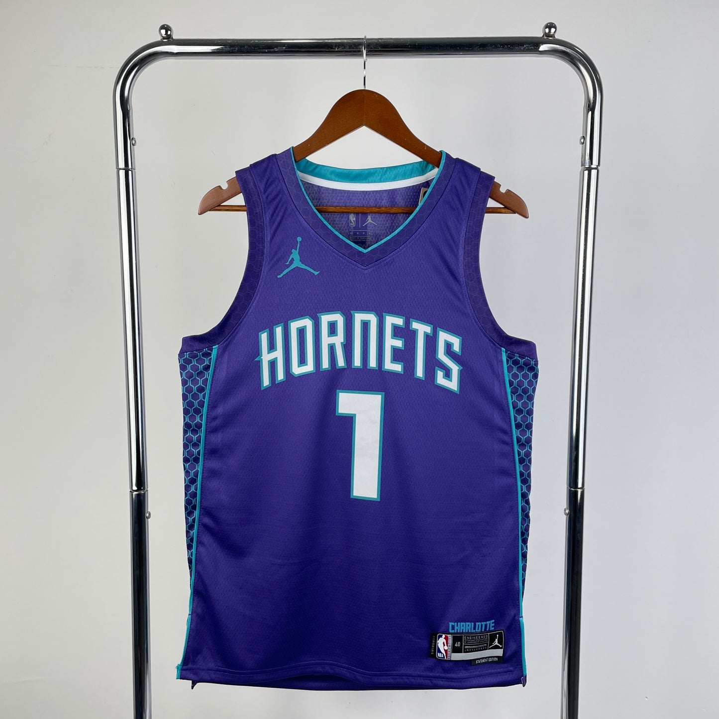 Charlotte Hornets – 2023 | Ball |