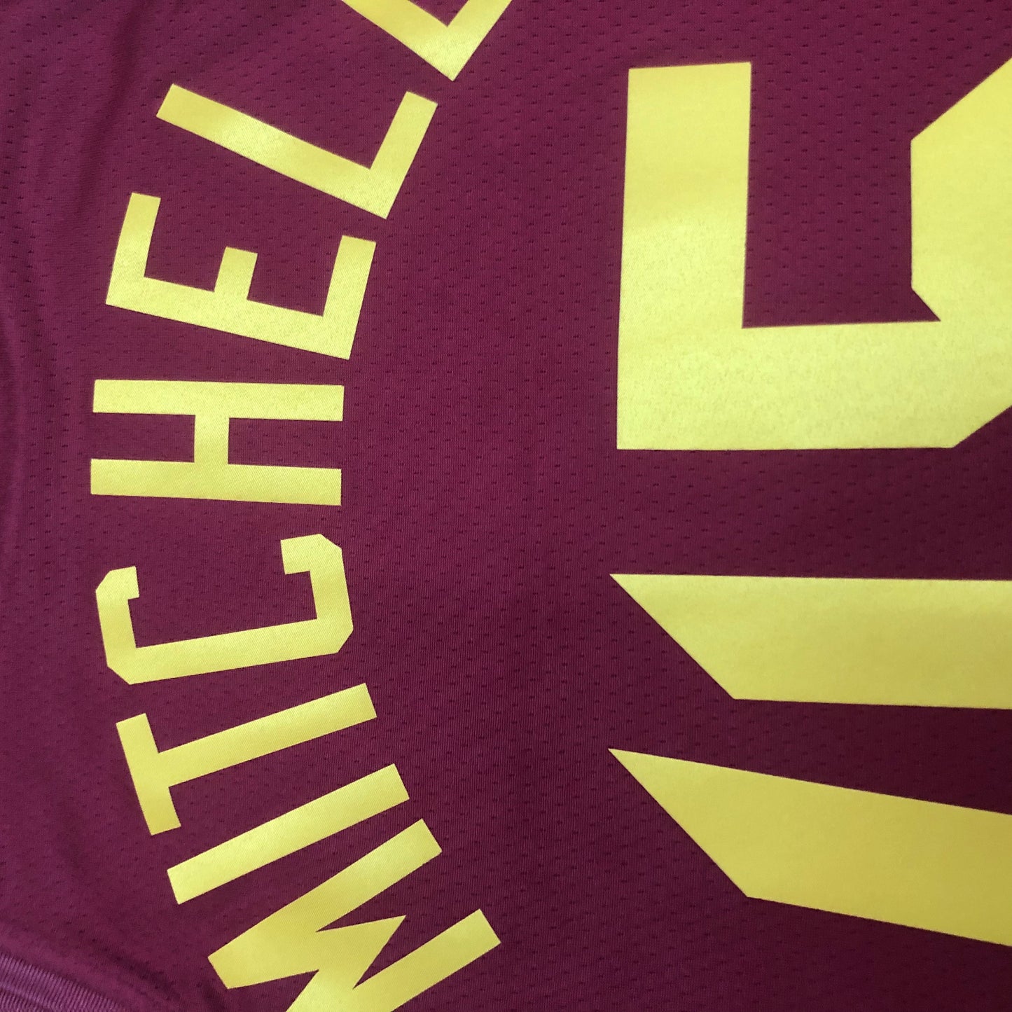 Cleveland Cavaliers – 2023 | Mitchell |