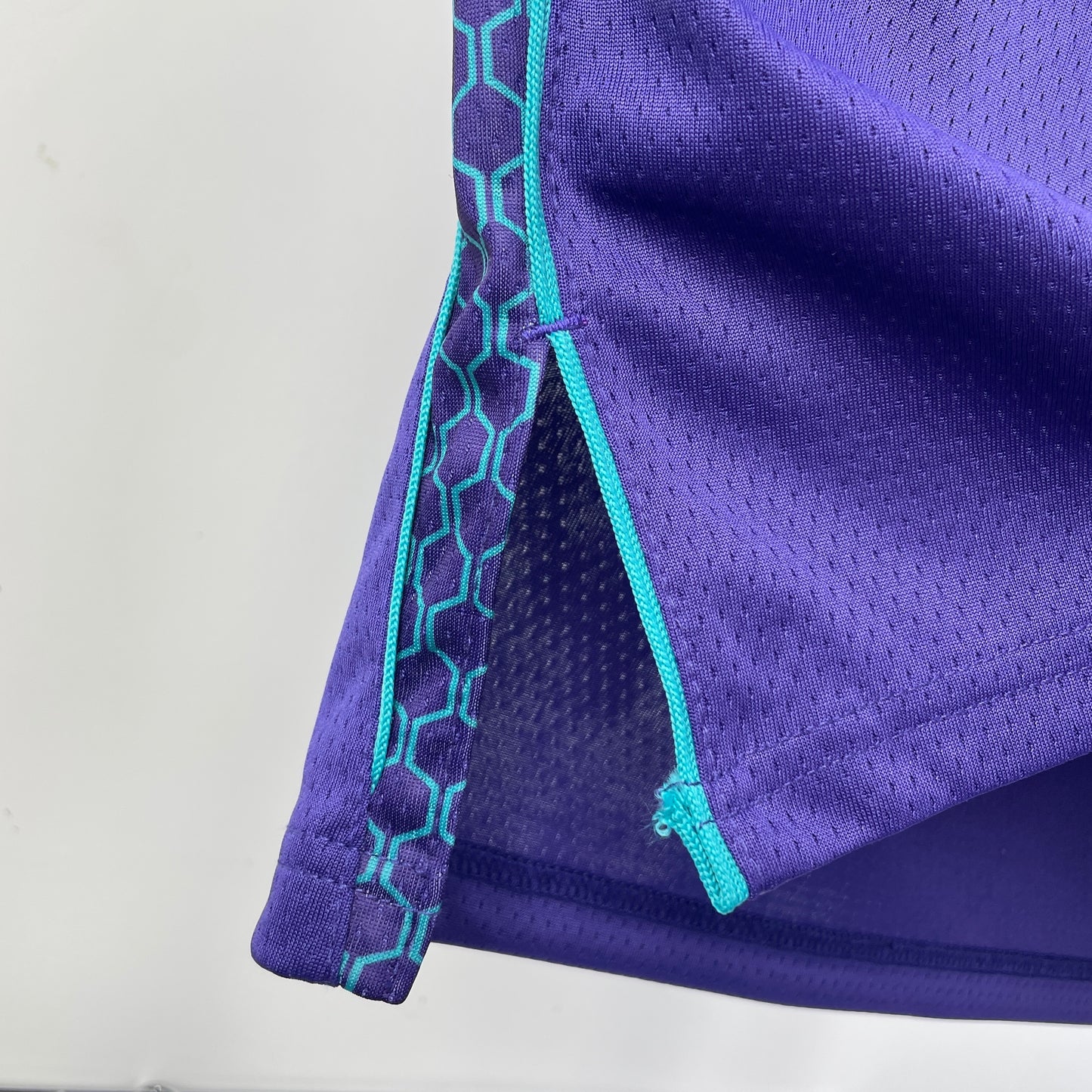Charlotte Hornets – 2023 | Ball |