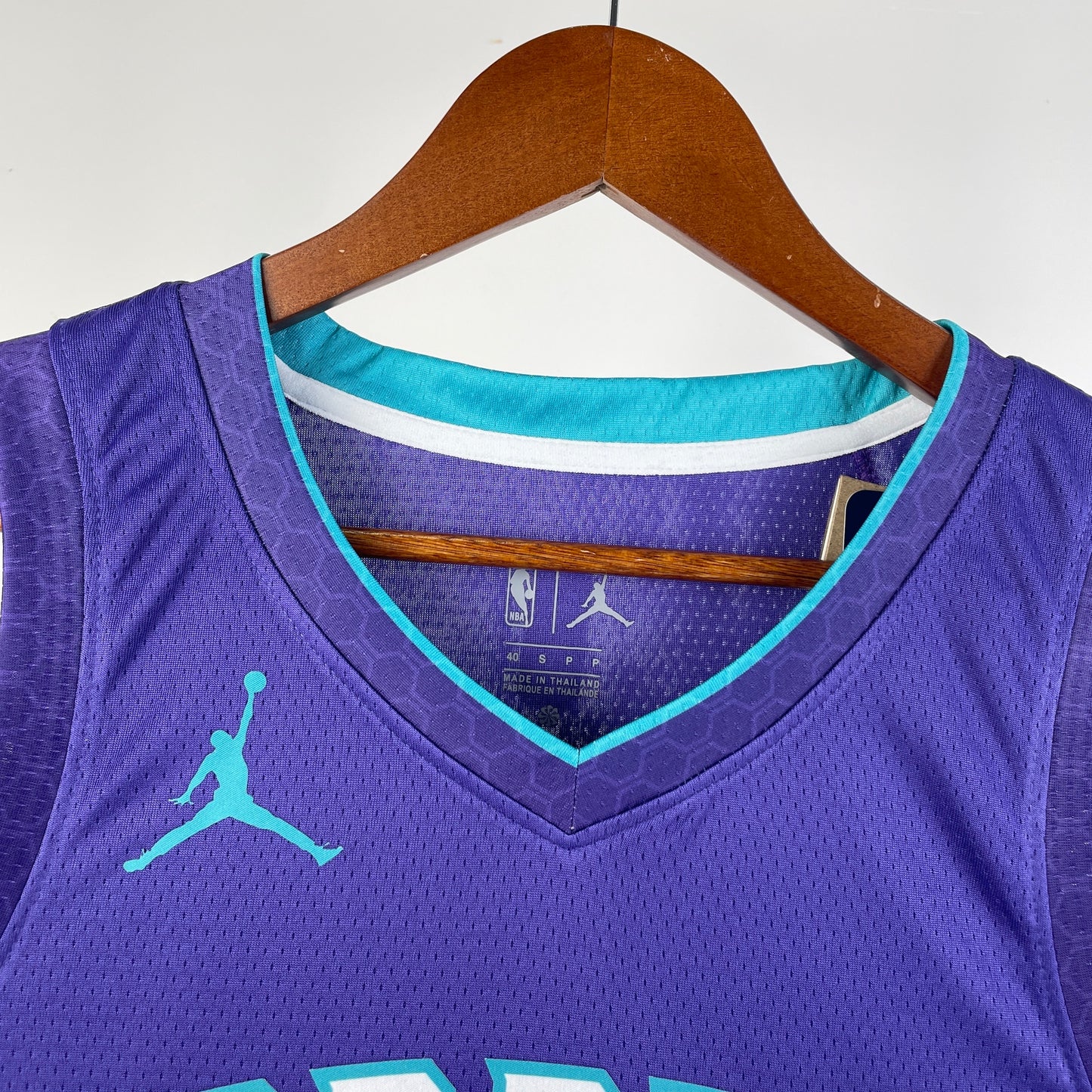 Charlotte Hornets – 2023 | Ball |